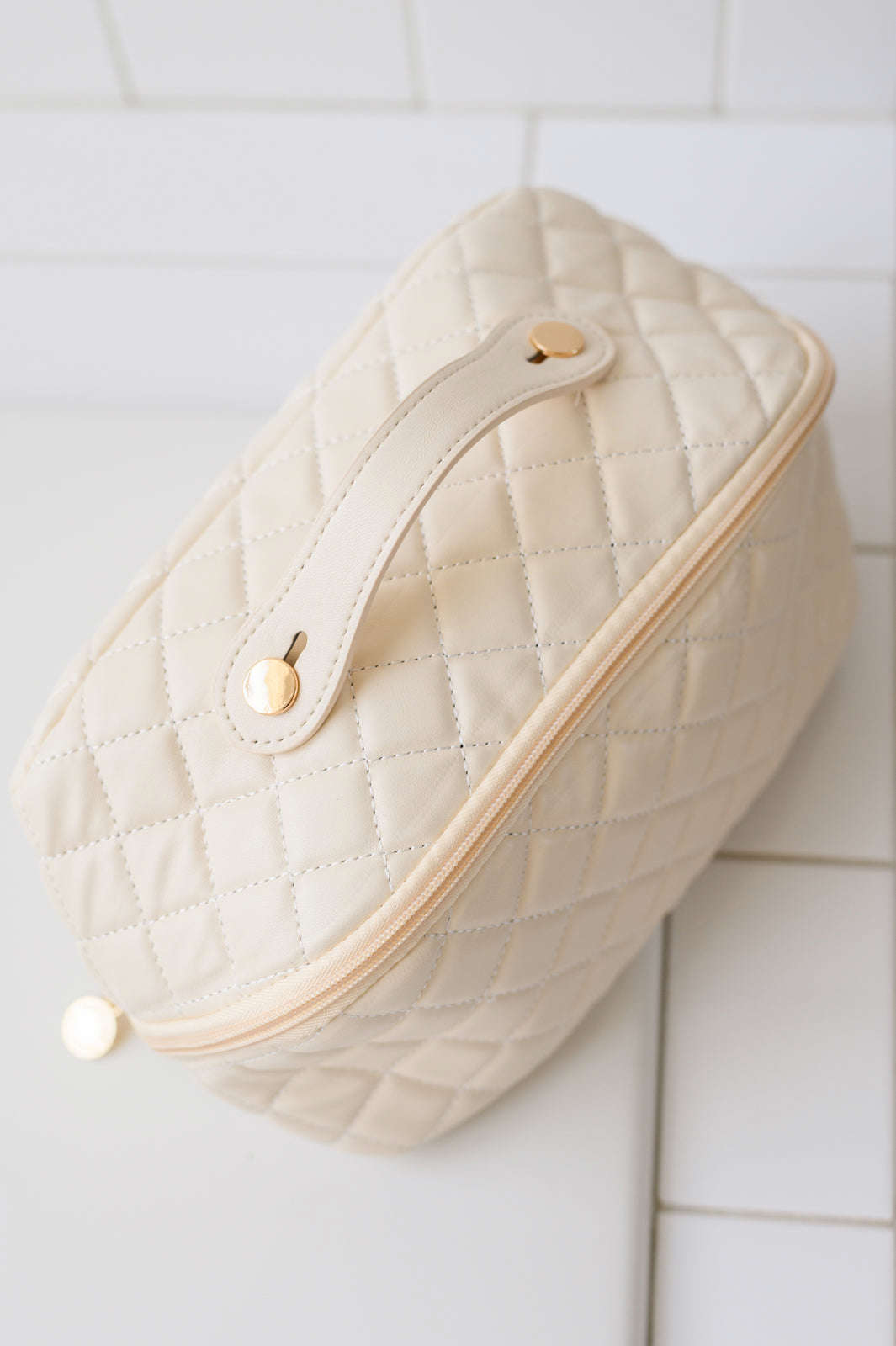 Large Capacity Quilted Makeup Bag in Cream - Waterproof & Stylish